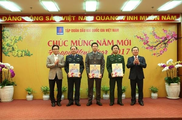 Tập đoàn Dầu khí Việt Nam gặp mặt báo chí nhân dịp Năm mới 2017